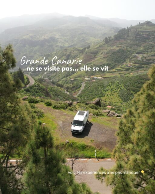 ☀️ Grande Canarie : on a vécu mille voyages en une seule île
On pensait visiter une île… On a eu l’impression d’en découvrir plusieurs à la fois 🌍
On vous partage les expériences qu’on a adoré vivre à Grande Canarie :
🏜️ On s’est perdus dans les dunes de Maspalomas, avec ce sentiment d’être au milieu du désert ⛰️ On a pris de la hauteur, là où les routes serpentent entre les montagnes et les nuages 🛍️ On a pris le temps de flâner, entre petites boutiques et marchés locaux 🌊 On s’est baignés dans l’océan, mais il est aussi possible de le faire dans des piscines naturelles, bercés par le bruit de l’océan 🏡 On s’est laissés porter dans des villages pleins de charme, hors du temps 🚗 On a roulé sur des terres volcaniques, avec des paysages presque irréels 🍽️ On a goûté à une authenticité simple, généreuse, qui marque vraiment 🌅 Et on a longé des côtes toutes différentes… sans jamais se lasser 
Ce qu’on retient ? 👉 Cette île ne se visite pas… elle se vit.
💬 Et toi, quelle expérience te ferait le plus vibrer ici ? 📌 Pense à sauvegarder ce post pour plus tard 
#grancanaria #voyageauthentique #experiencemore
