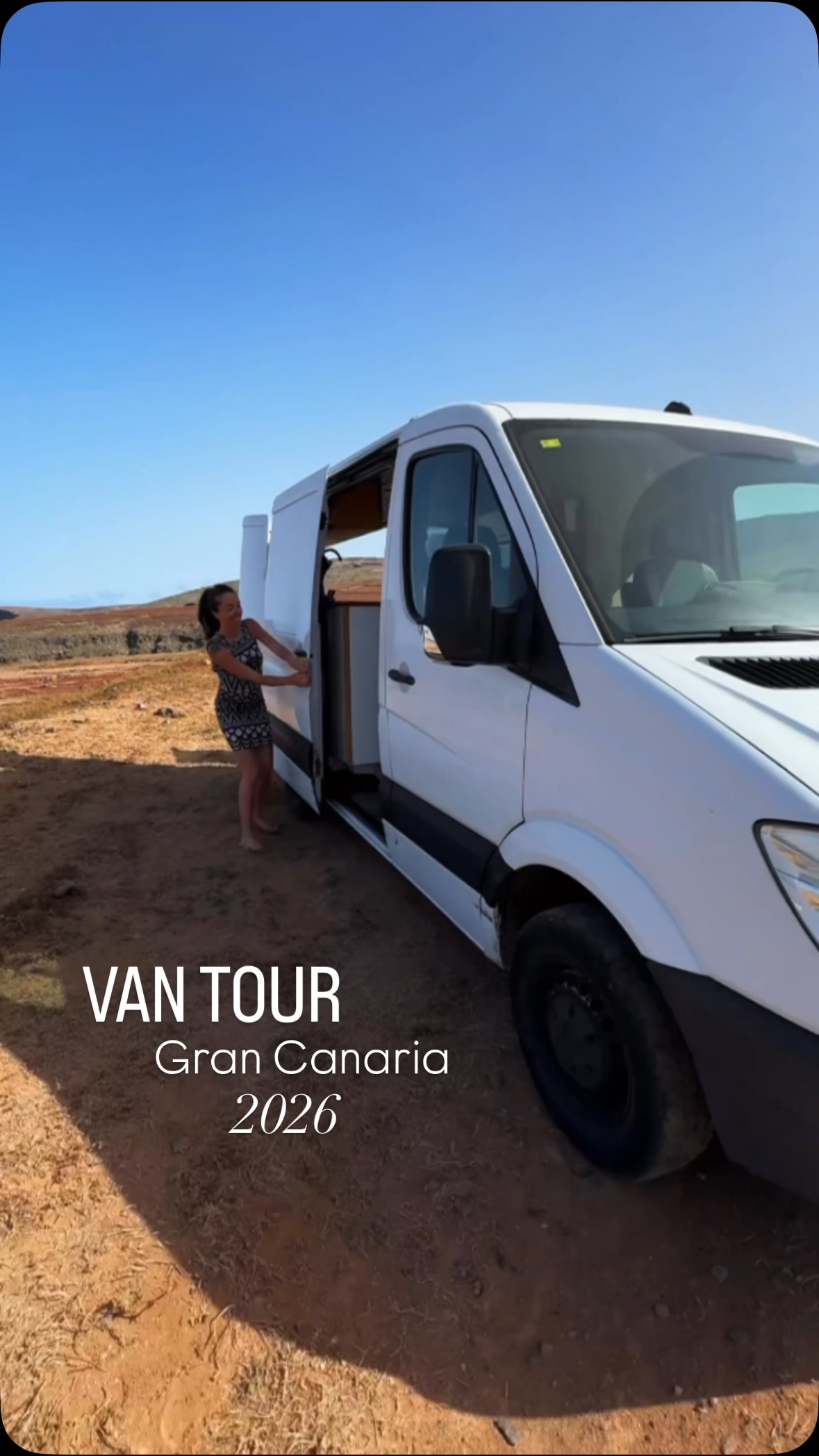 Tu penses partir en van à Gran Canaria ?
👉 Choisis bien ton véhicule.
L’île est magnifique, mais aussi très montagneuse, avec des routes étroites et sinueuses.
Un van compact te permet :
- d’accéder à plus de spots
– de te garer facilement
– de voyager plus librement
➡️ C’est clairement le meilleur choix pour un road trip réussi aux Canaries.
🔥Notre lien pour louer ton van sur l’île en bio 😉
#vanlifeeurope #grancanaria #roadtripvan
