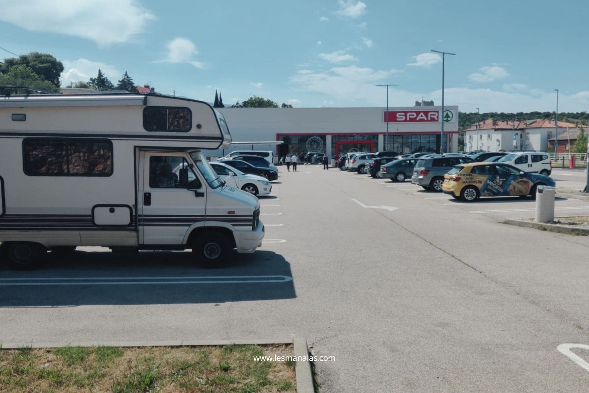 lesmanalas-croatie-preparer-road-trip-van-courses